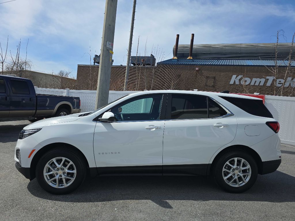 2023 Chevrolet Equinox LT - Photo 10
