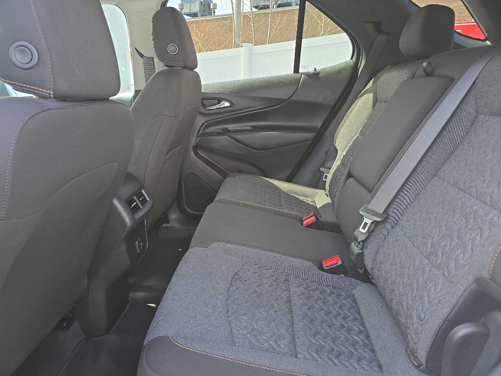 2023 Chevrolet Equinox LT - Photo 13
