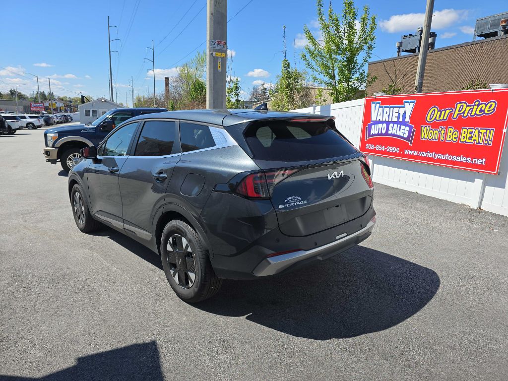2026 Kia Sportage LX Hybrid - Photo 10