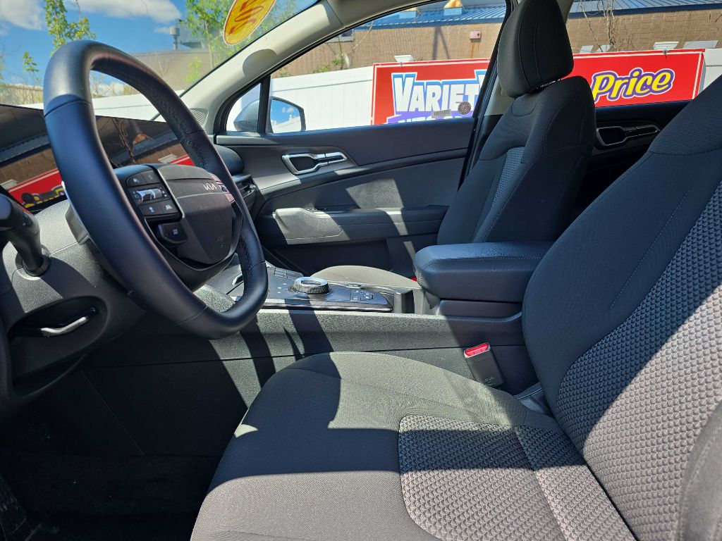 2026 Kia Sportage LX Hybrid - Photo 15