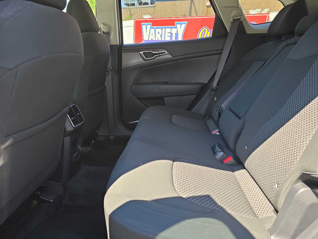 2026 Kia Sportage LX Hybrid - Photo 16