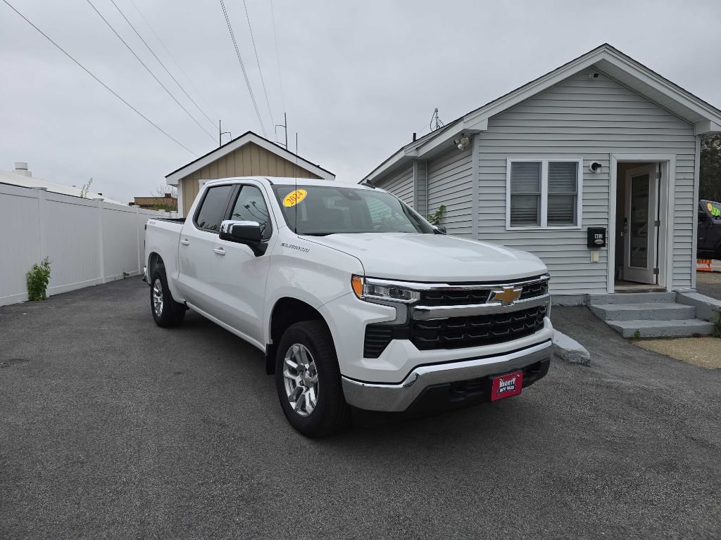 2024 Chevrolet Silverado 1500 LT - Photo 2