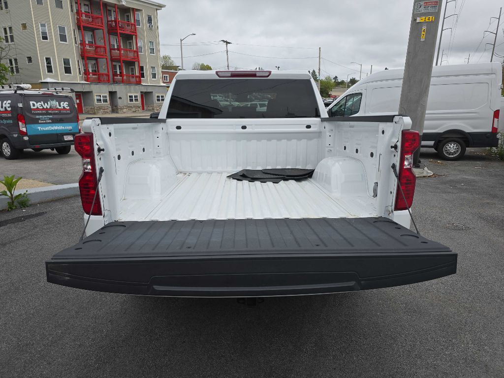 2024 Chevrolet Silverado 1500 LT - Photo 8