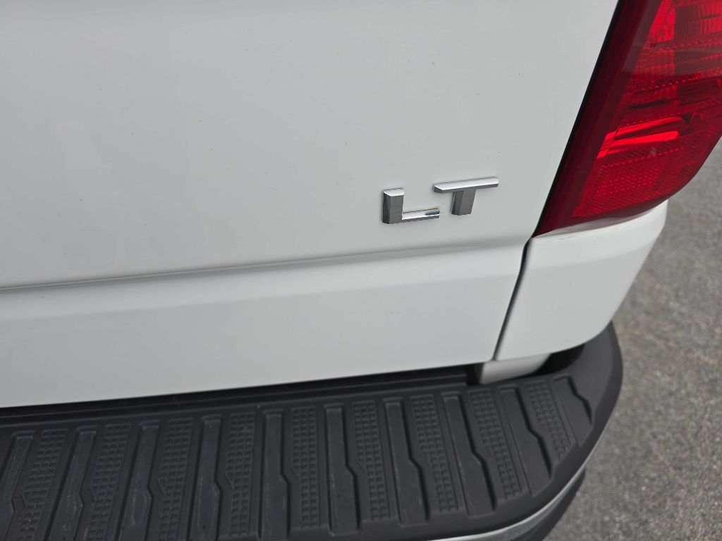 2024 Chevrolet Silverado 1500 LT - Photo 9
