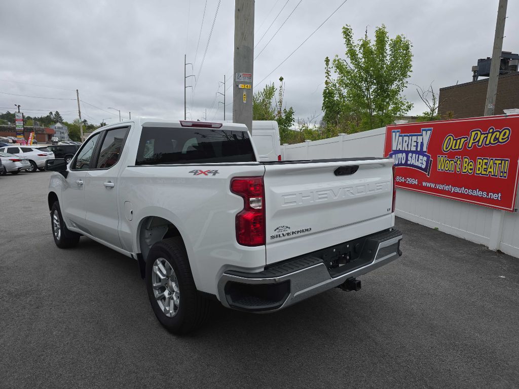 2024 Chevrolet Silverado 1500 LT - Photo 10