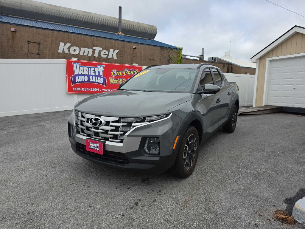 Photo 11 of this Hyundai Santa Cruz