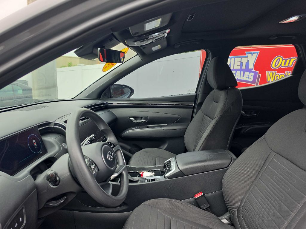 Photo 15 of this Hyundai Santa Cruz