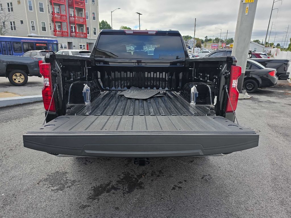 Chevrolet Silverado photo 8