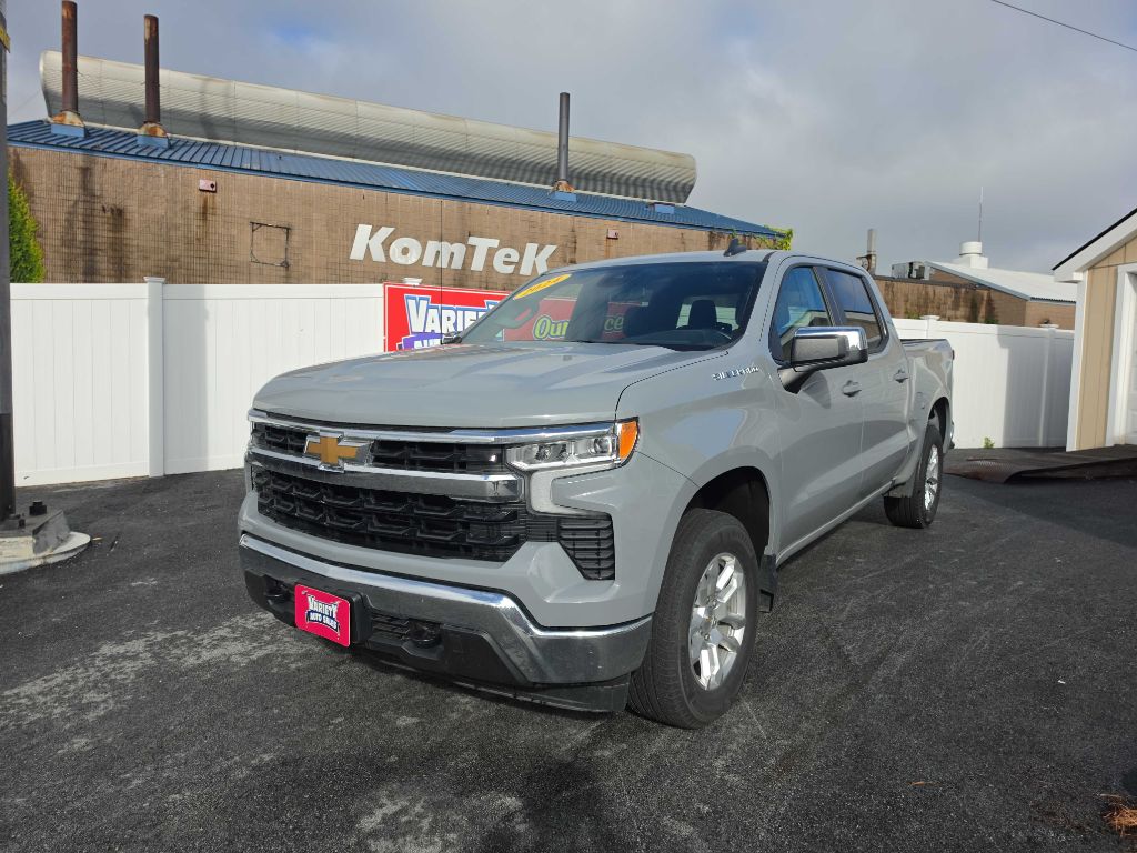 Photo 12 of this Chevrolet Silverado 1500