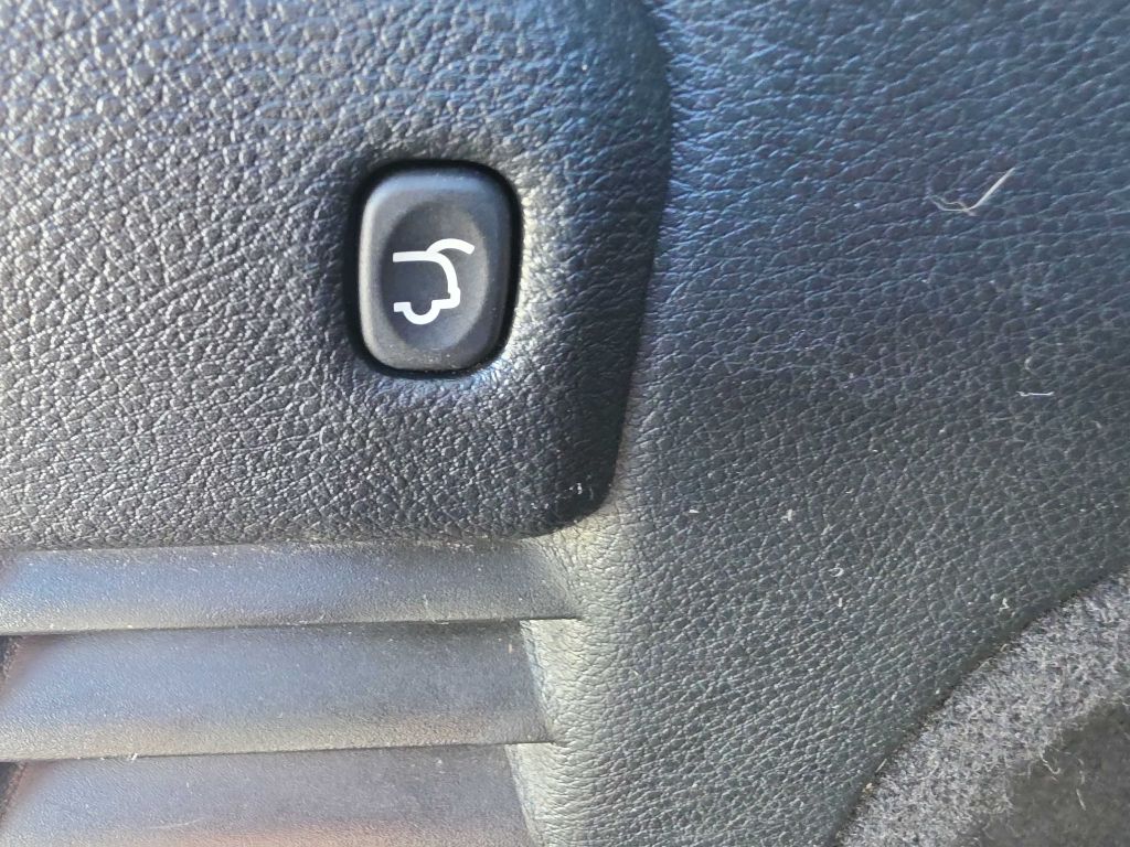 Photo 9 of this Jeep Grand Cherokee