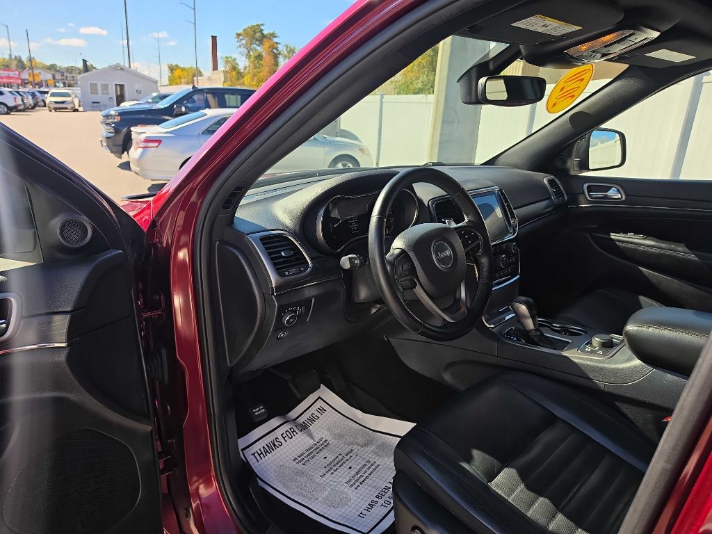 Photo 14 of this Jeep Grand Cherokee
