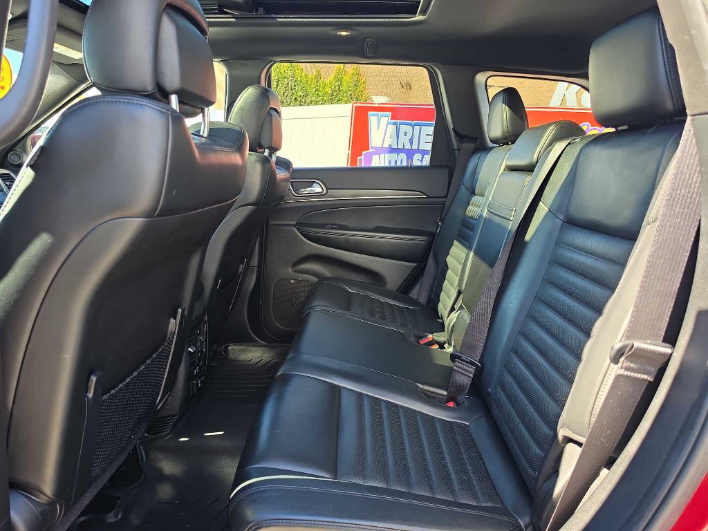 Photo 17 of this Jeep Grand Cherokee
