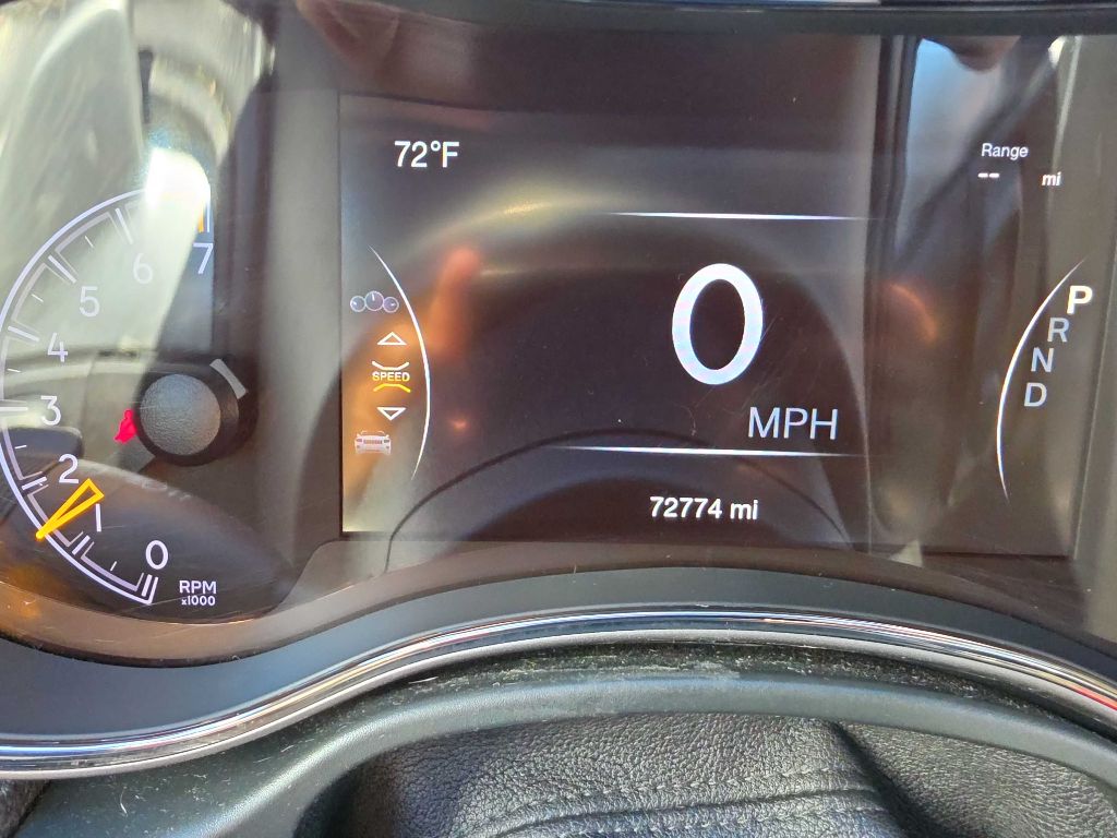 Photo 23 of this Jeep Grand Cherokee