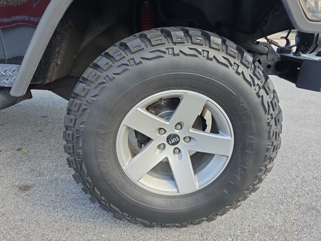 Photo 4 of this Jeep Wrangler