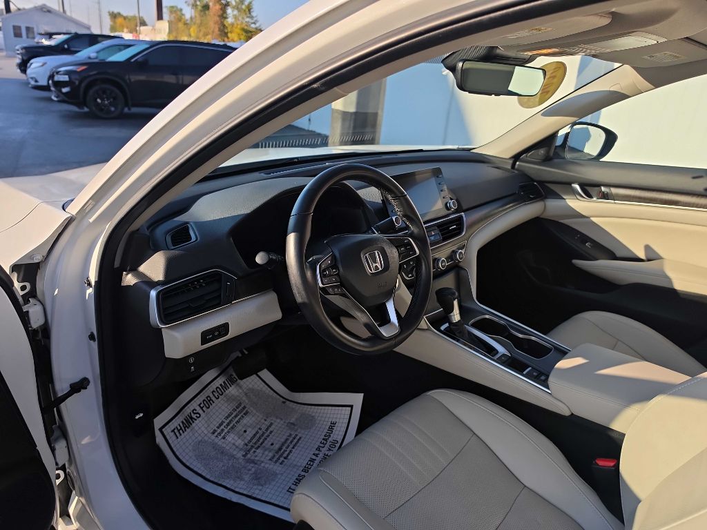 Photo 12 of this Honda Accord Sedan