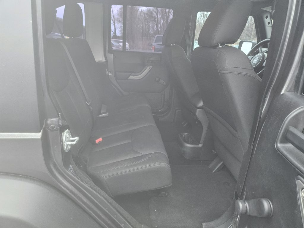 2016 Jeep Wrangler Unlimited Sport photo 40