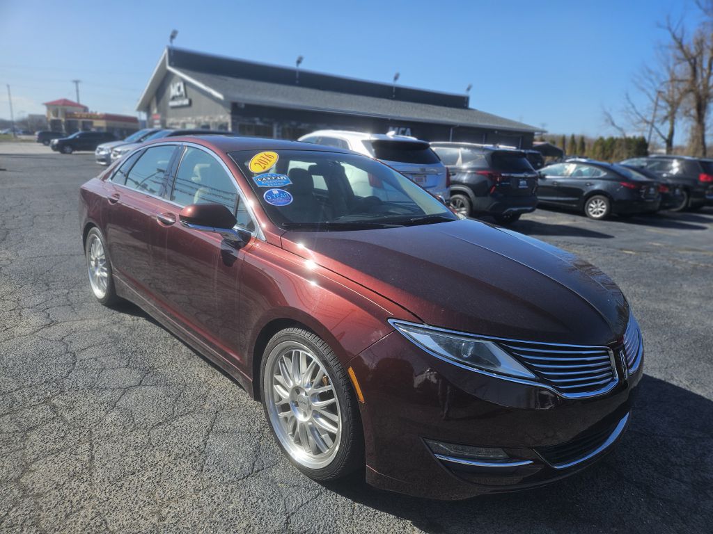 2016 Lincoln MKZ photo 2