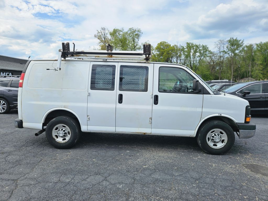 2014 Chevrolet Express Cargo Work Van - Photo 5