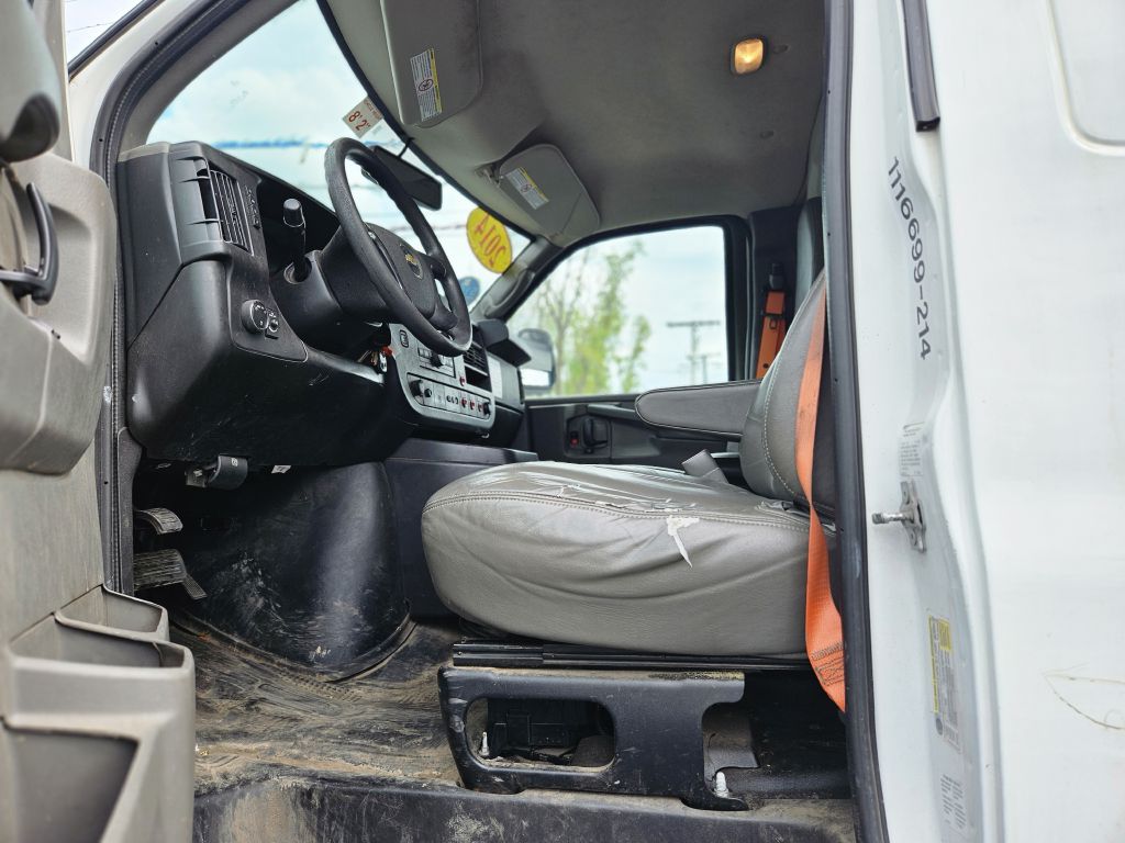 2014 Chevrolet Express Cargo Work Van - Photo 13