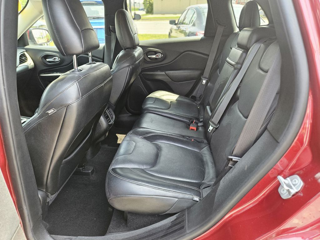 2015 Jeep Cherokee Limited photo 21