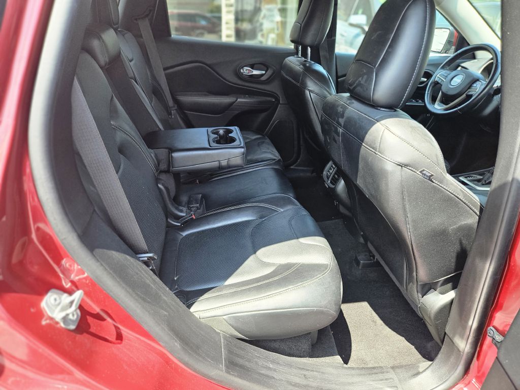 2015 Jeep Cherokee Limited photo 27
