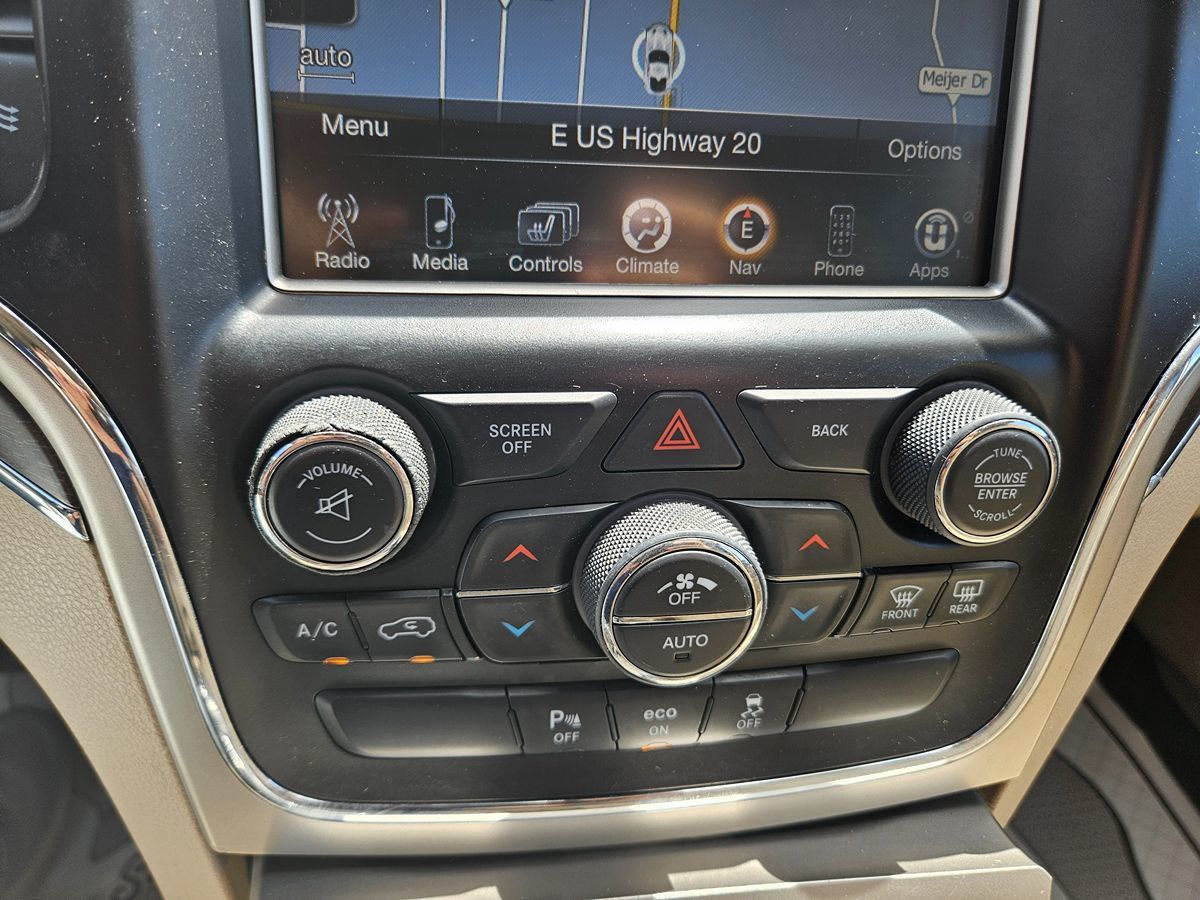 2014 Jeep Grand Cherokee Limited photo 35