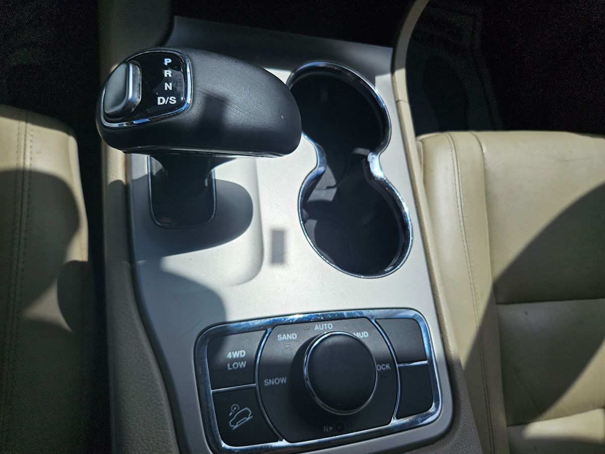 2014 Jeep Grand Cherokee Limited photo 37