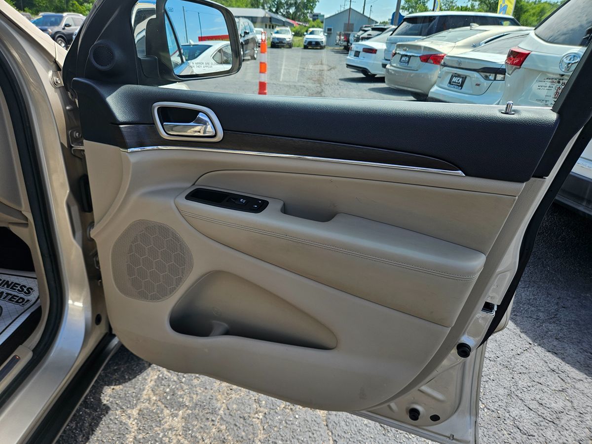2014 Jeep Grand Cherokee Limited photo 48