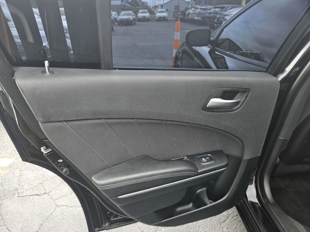 2018 Dodge Charger SXT Plus photo 33