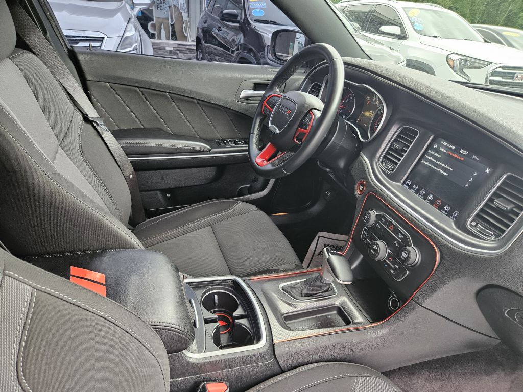2018 Dodge Charger SXT Plus photo 41