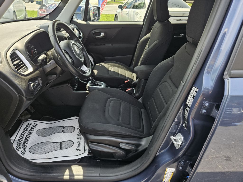 2020 Jeep Renegade Latitude photo 22