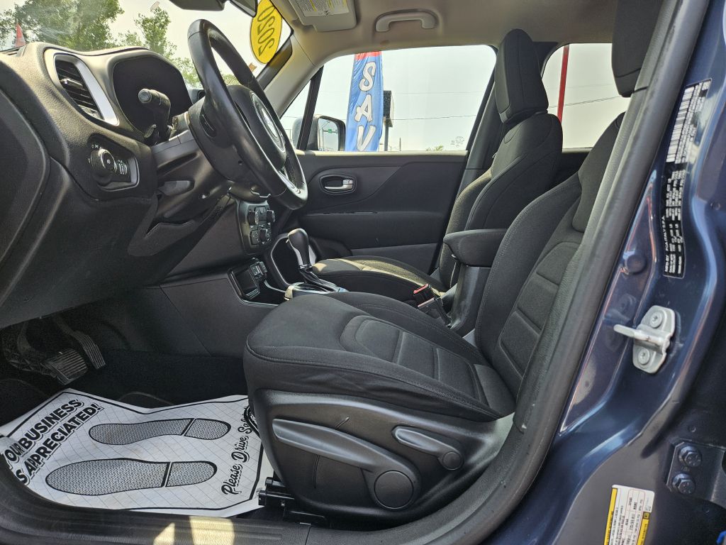 2020 Jeep Renegade Latitude photo 23
