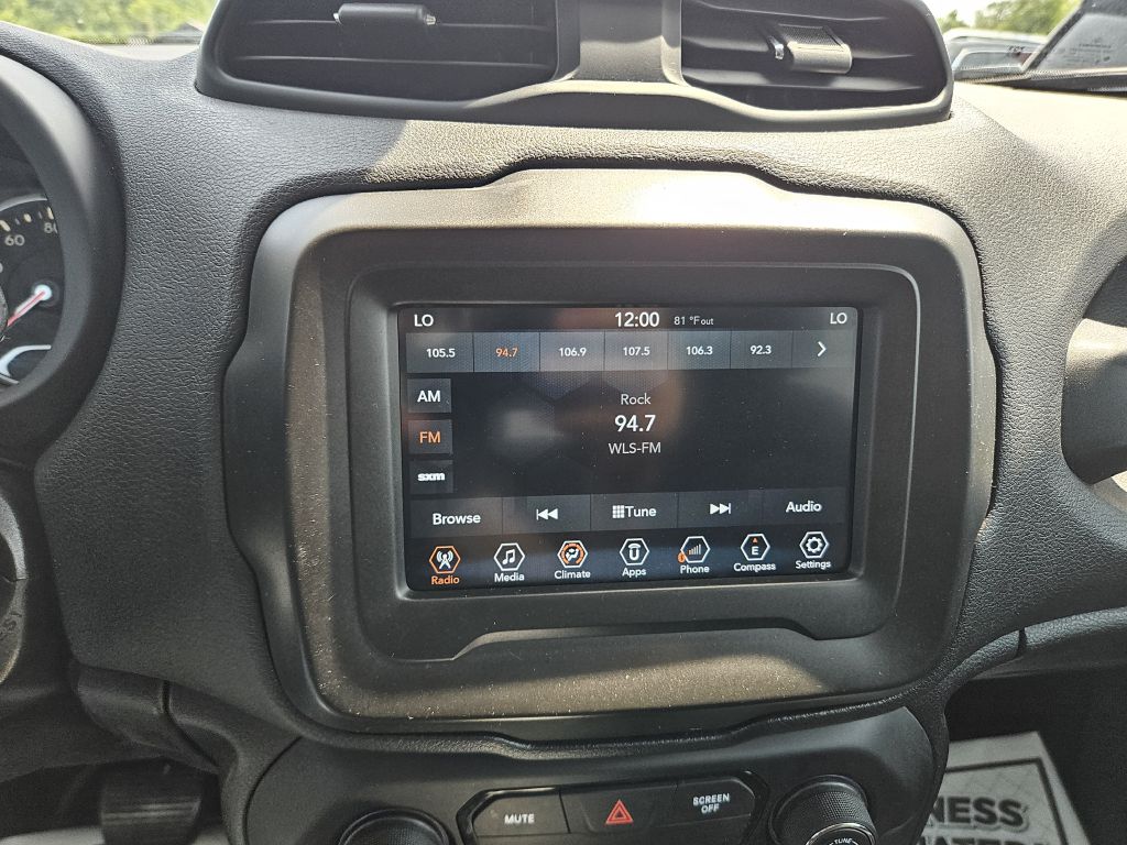 2020 Jeep Renegade Latitude photo 31
