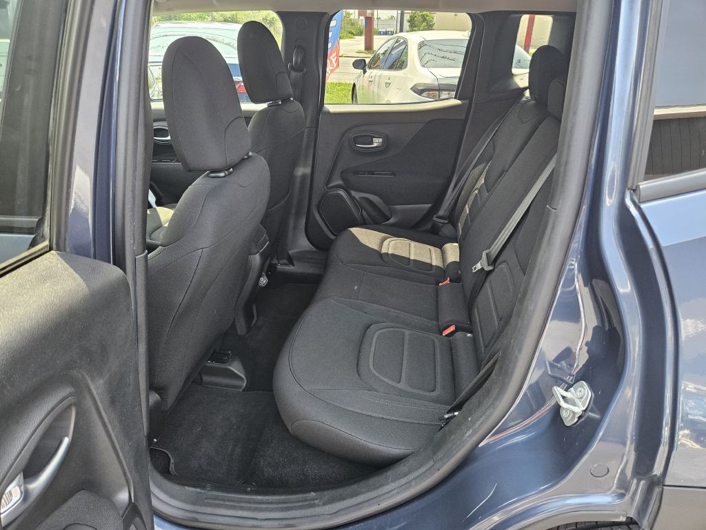 2020 Jeep Renegade Latitude photo 38