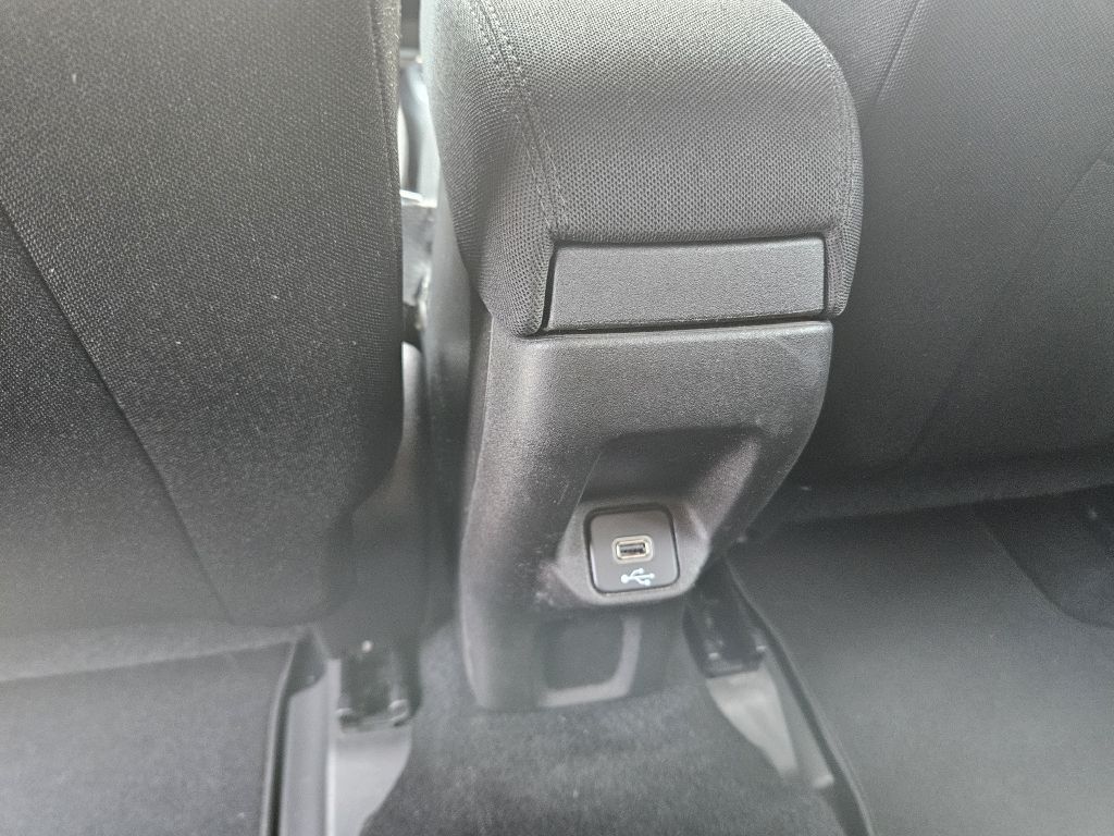 2020 Jeep Renegade Latitude photo 40