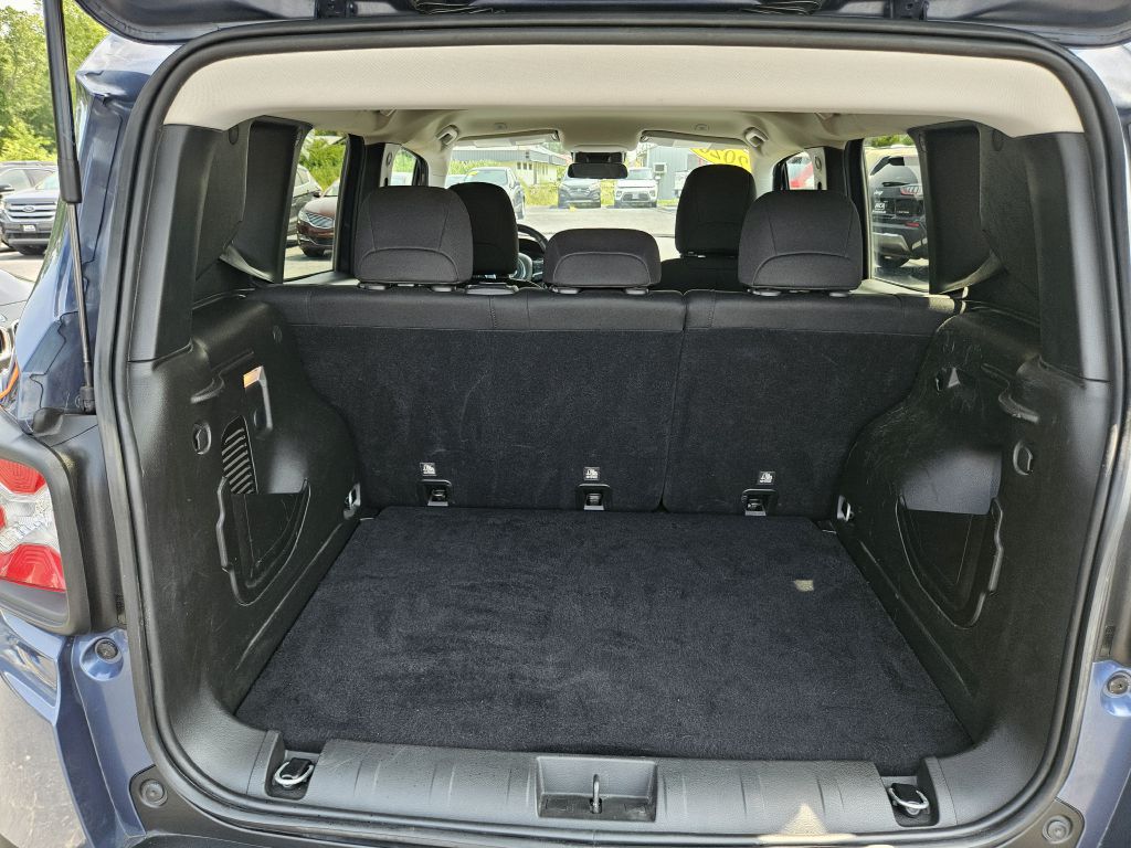 2020 Jeep Renegade Latitude photo 41