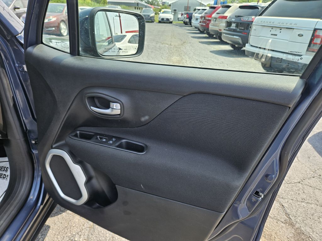 2020 Jeep Renegade Latitude photo 43
