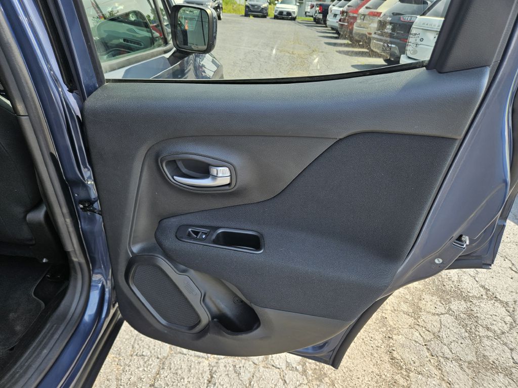 2020 Jeep Renegade Latitude photo 47