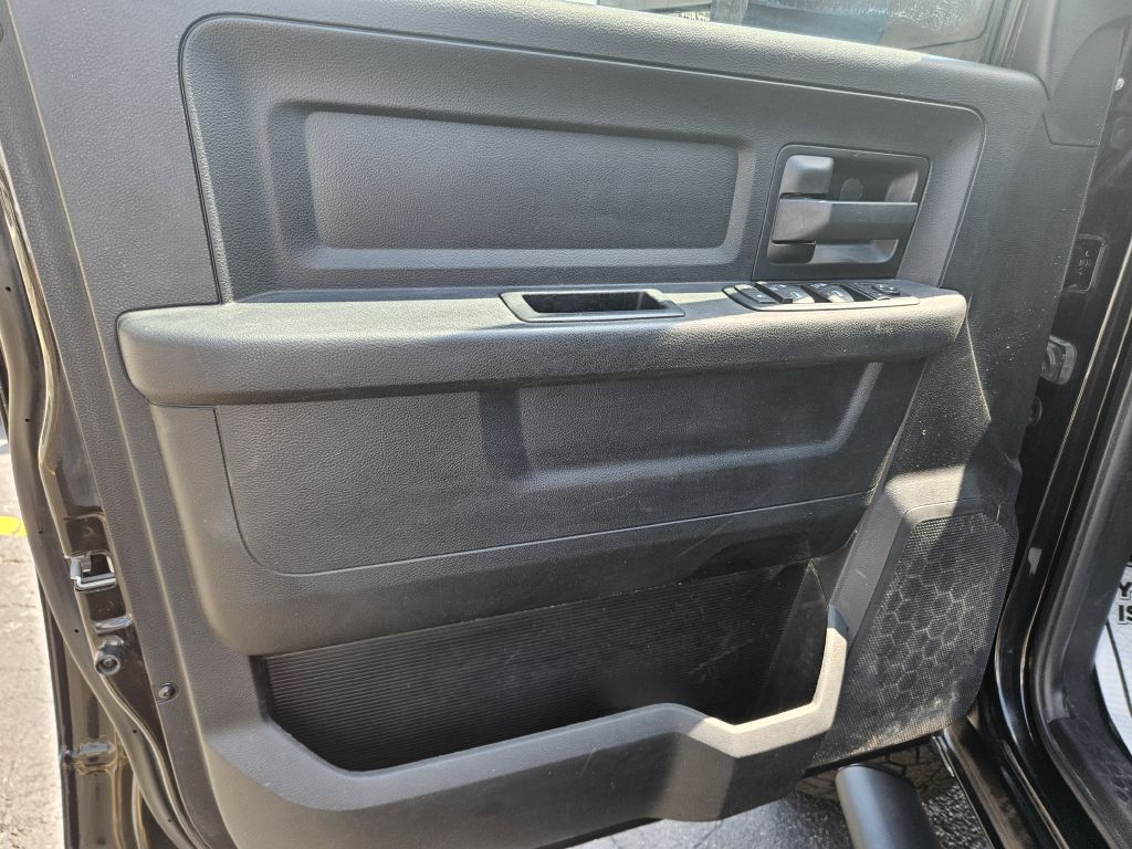 2015 Ram 1500 Express photo 19