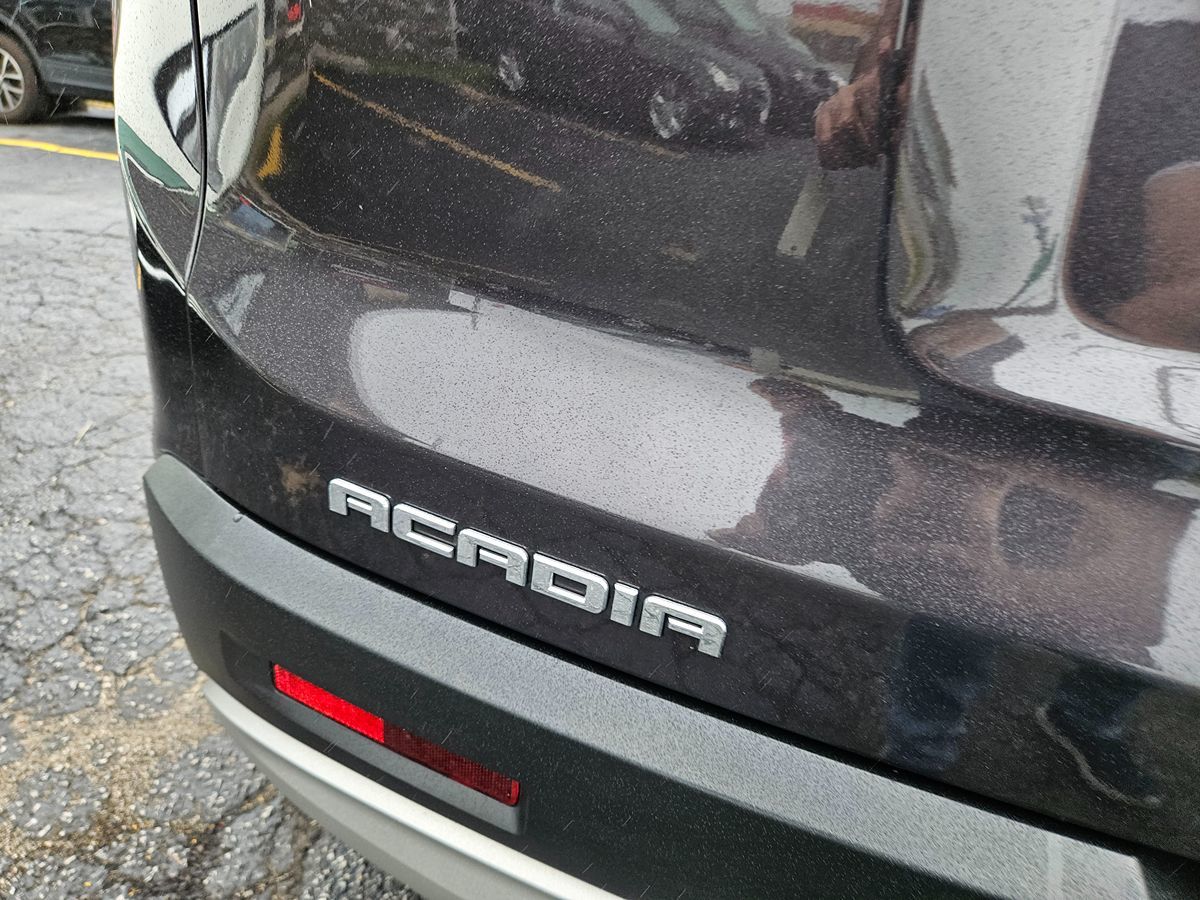 2018 Gmc Acadia SLE photo 9