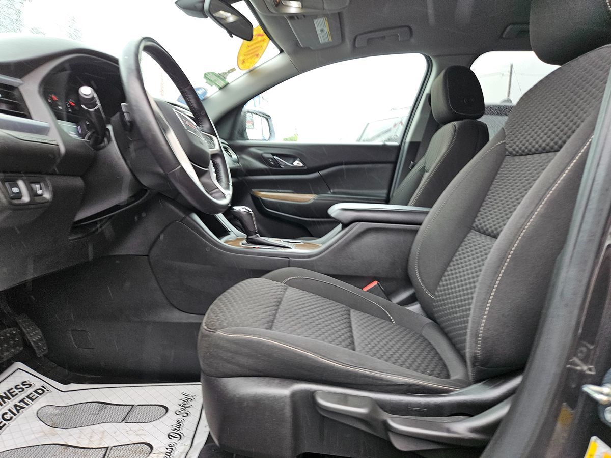 2018 Gmc Acadia SLE photo 21
