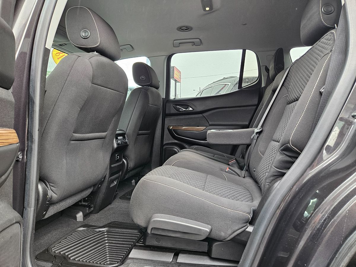 2018 Gmc Acadia SLE photo 35