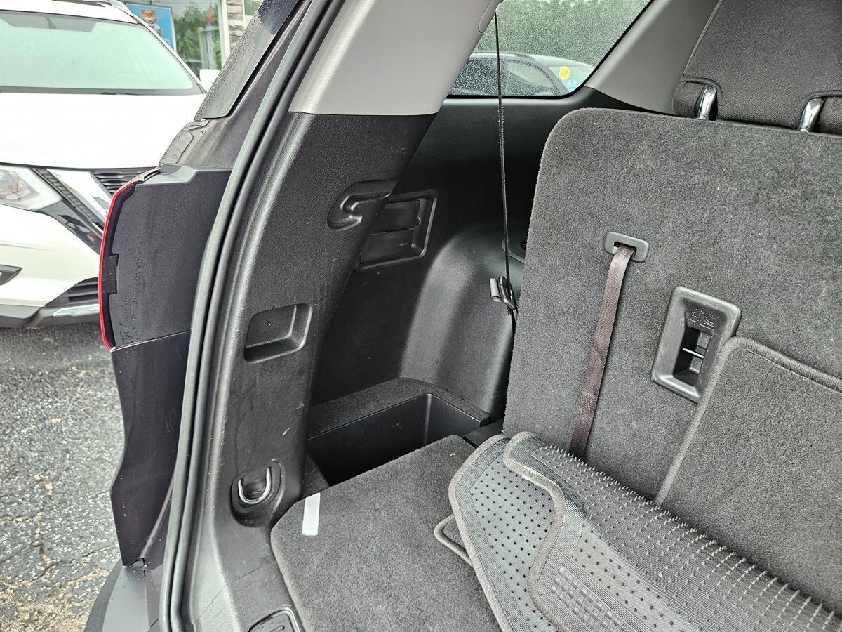 2018 Gmc Acadia SLE photo 40