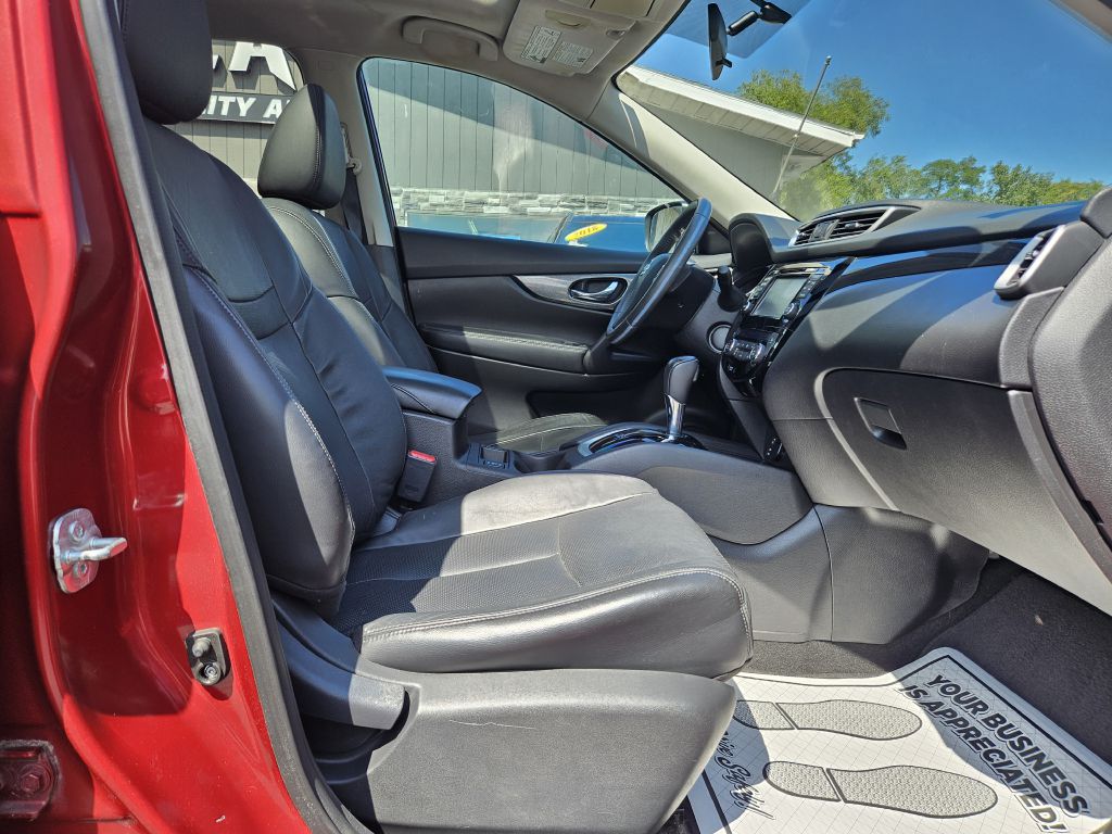 2015 Nissan Rogue SL photo 44