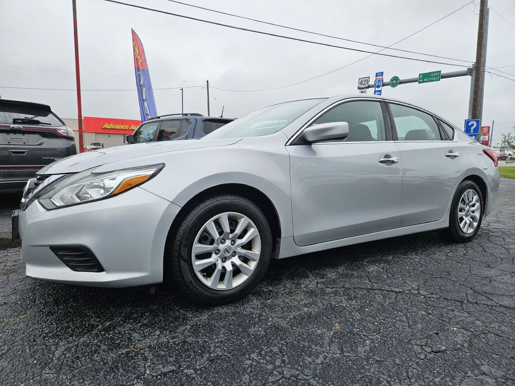 2016 Nissan Altima 2.5 photo 14
