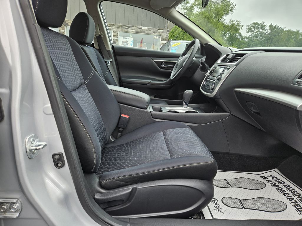 2016 Nissan Altima 2.5 photo 37