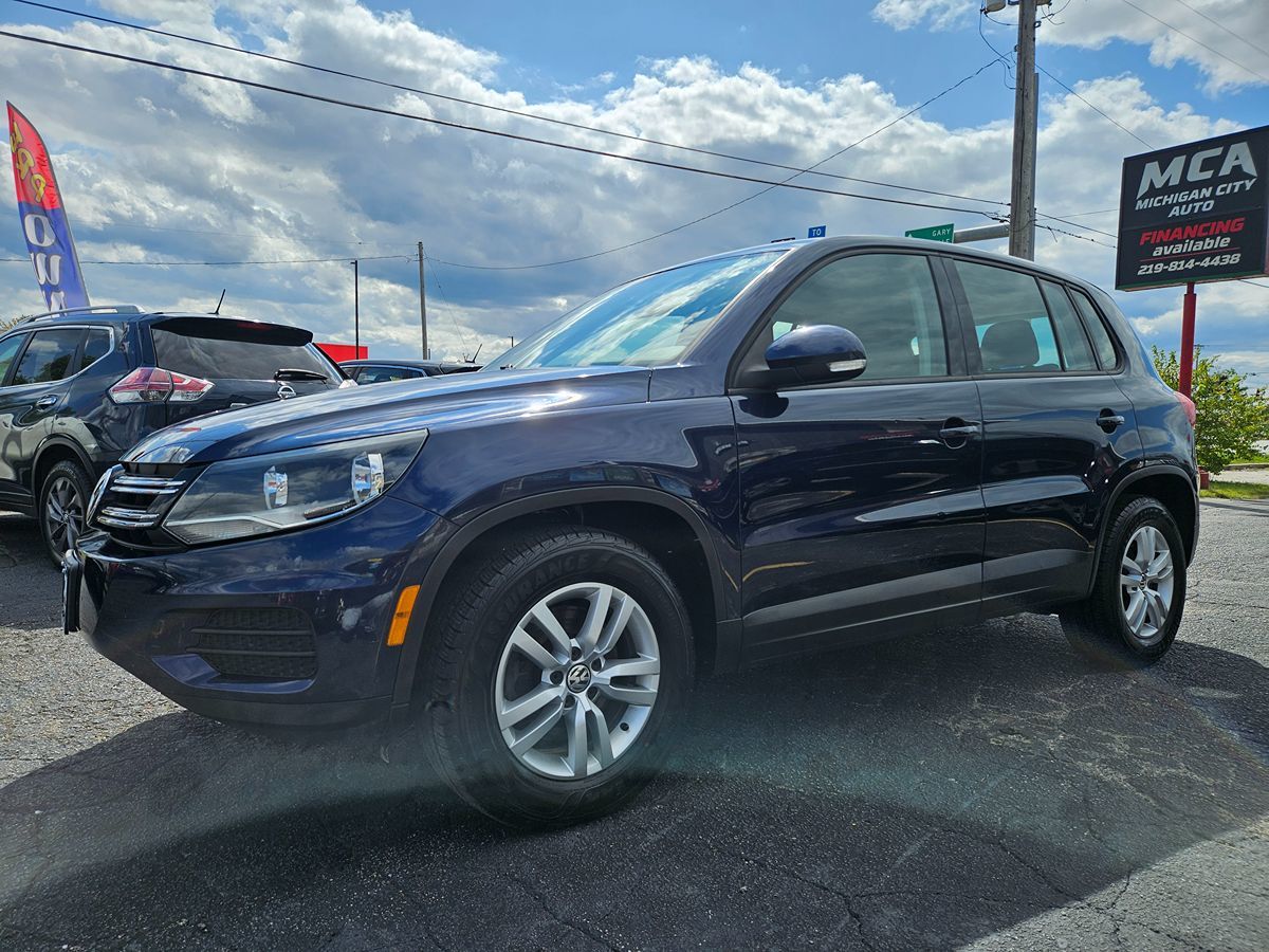 2013 Volkswagen Tiguan S photo 14