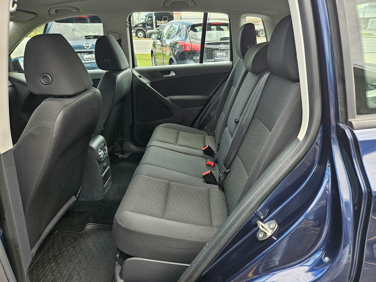 2013 Volkswagen Tiguan S photo 33