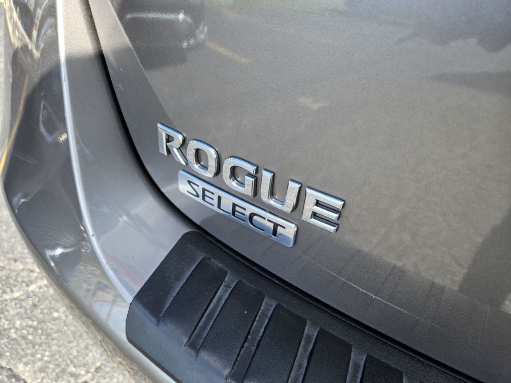 2015 Nissan Rogue Select S photo 8