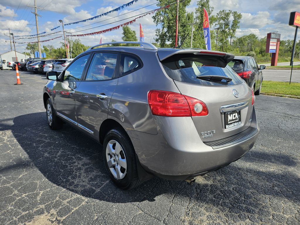 2015 Nissan Rogue Select S photo 10